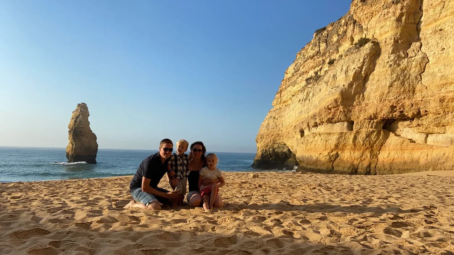 Vakantie in de Algarve: verborgen baaien, vissersdorpen en bergen voorbij de massa